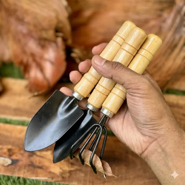 sekop mini kebun ringan untuk berkebun urban dan taman rumahan — PisauNusantara